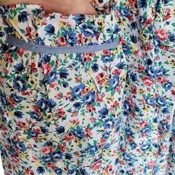 Simply Basic Vintage Floral Sleeveless Dress - Picture 5 of 11